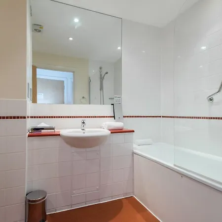 Premier Redcliffe Апартаменты Бристоль