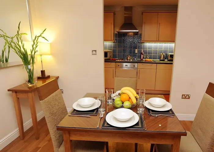 Premier Redcliffe Апартаменти Бристоль